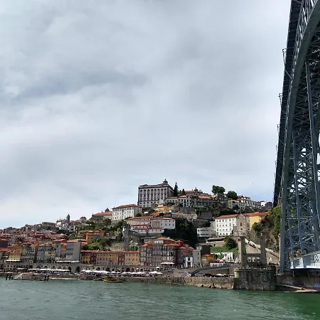 Entre Amigos Хостел Порту